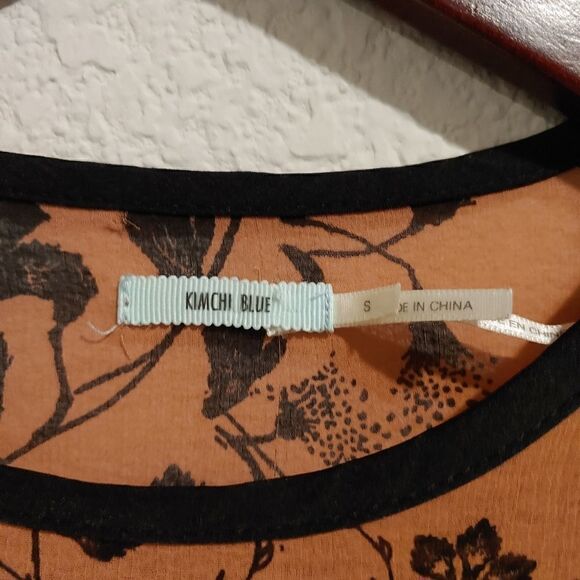 Urban Outfitters Top Size Small Floral Animal Print Bunny Rare - Picture 6 of 8